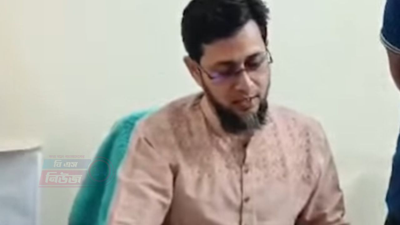 বাগেরহাটের শরণখোলায় ভুয়া ডিগ্রিধারী চিকিৎসকের দৌরাত্ম্য, প্রশাসনিক নিষেধাজ্ঞা উপেক্ষা